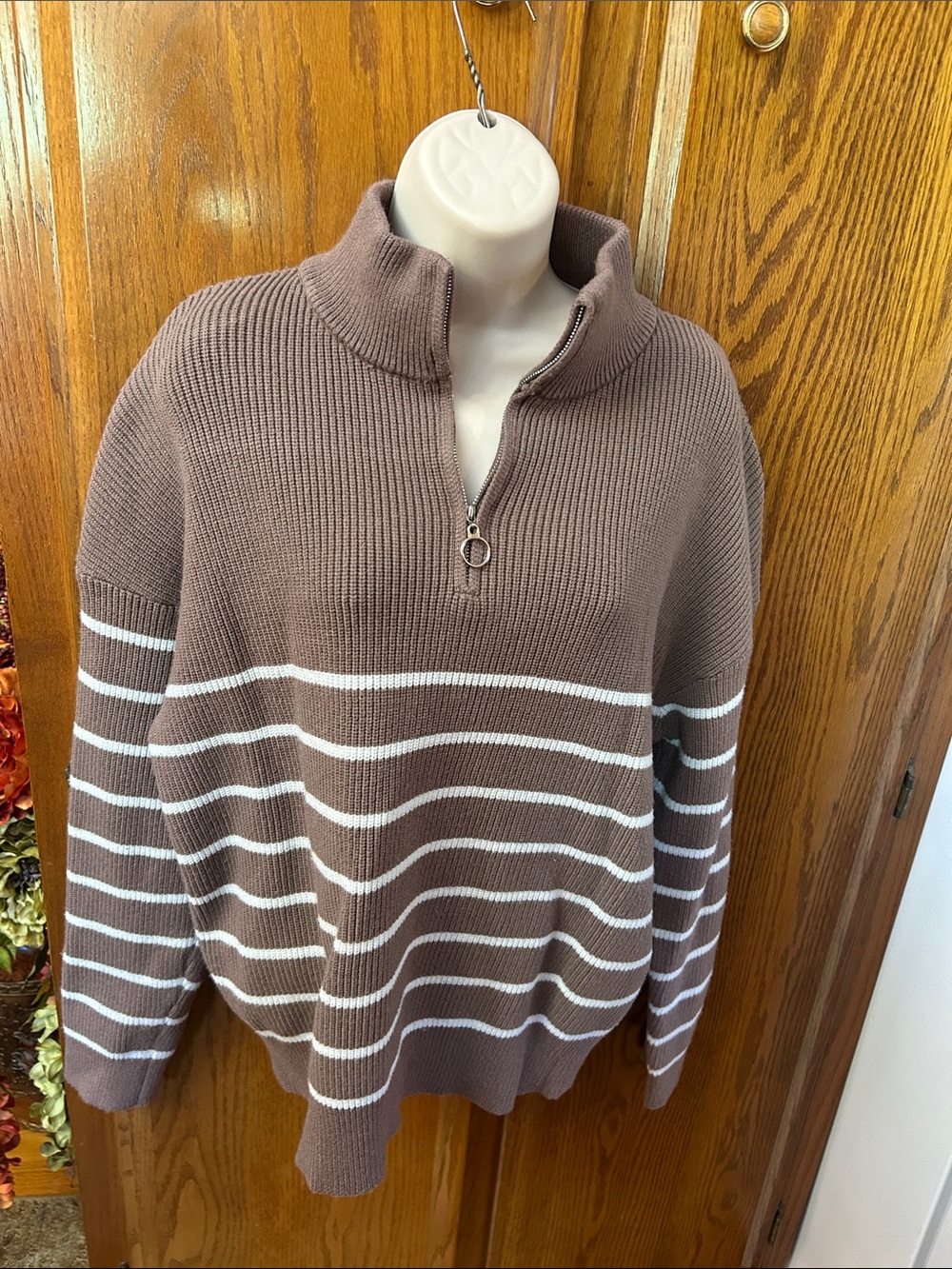 Striped Quarter-Zip Turtleneck Sweater in Mauve Brown